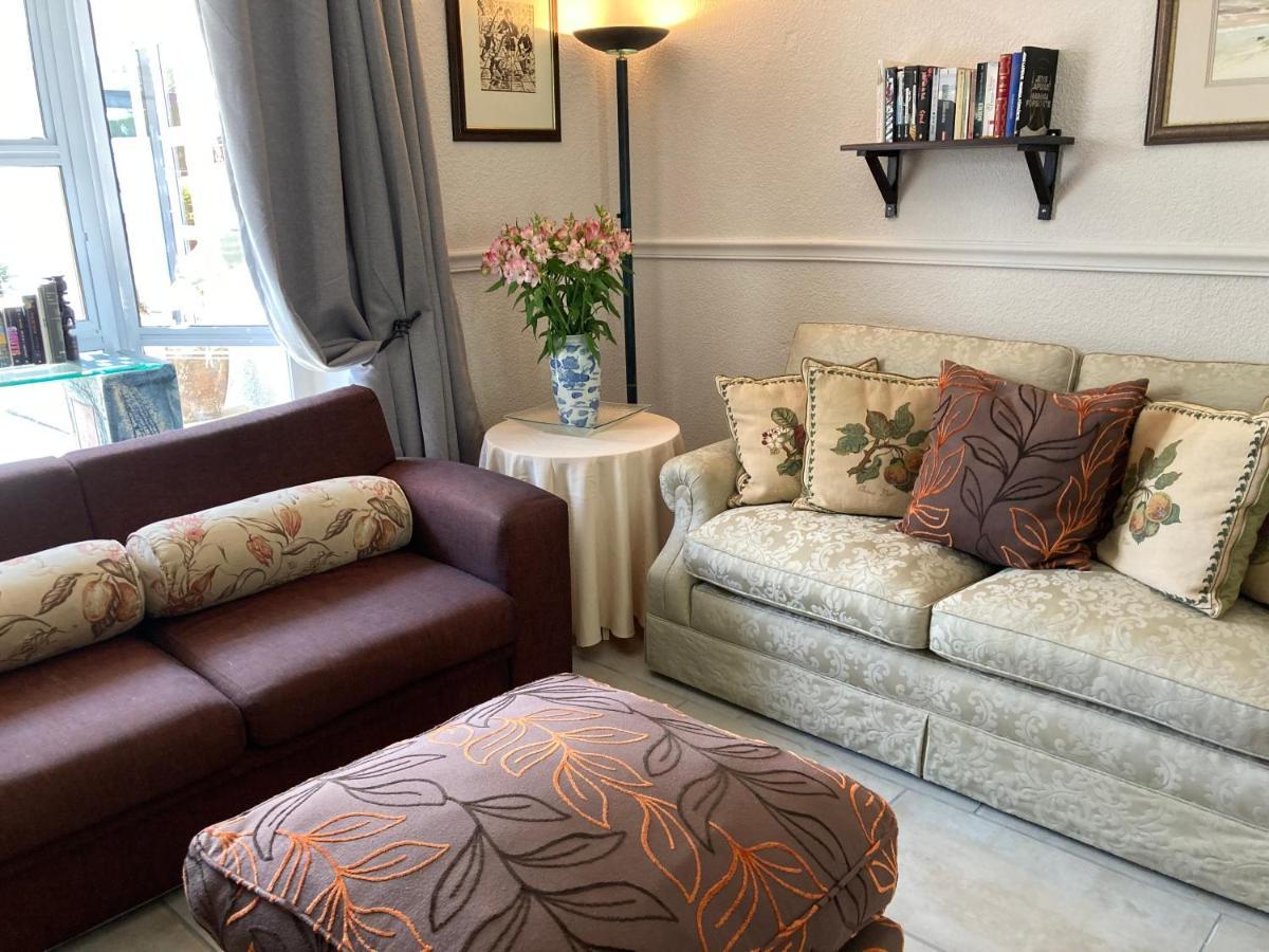 Brown Jug Guest House Hermanus Extérieur photo