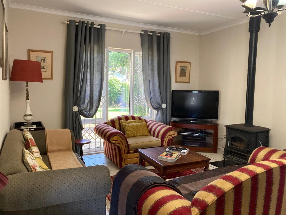 Brown Jug Guest House Hermanus Extérieur photo