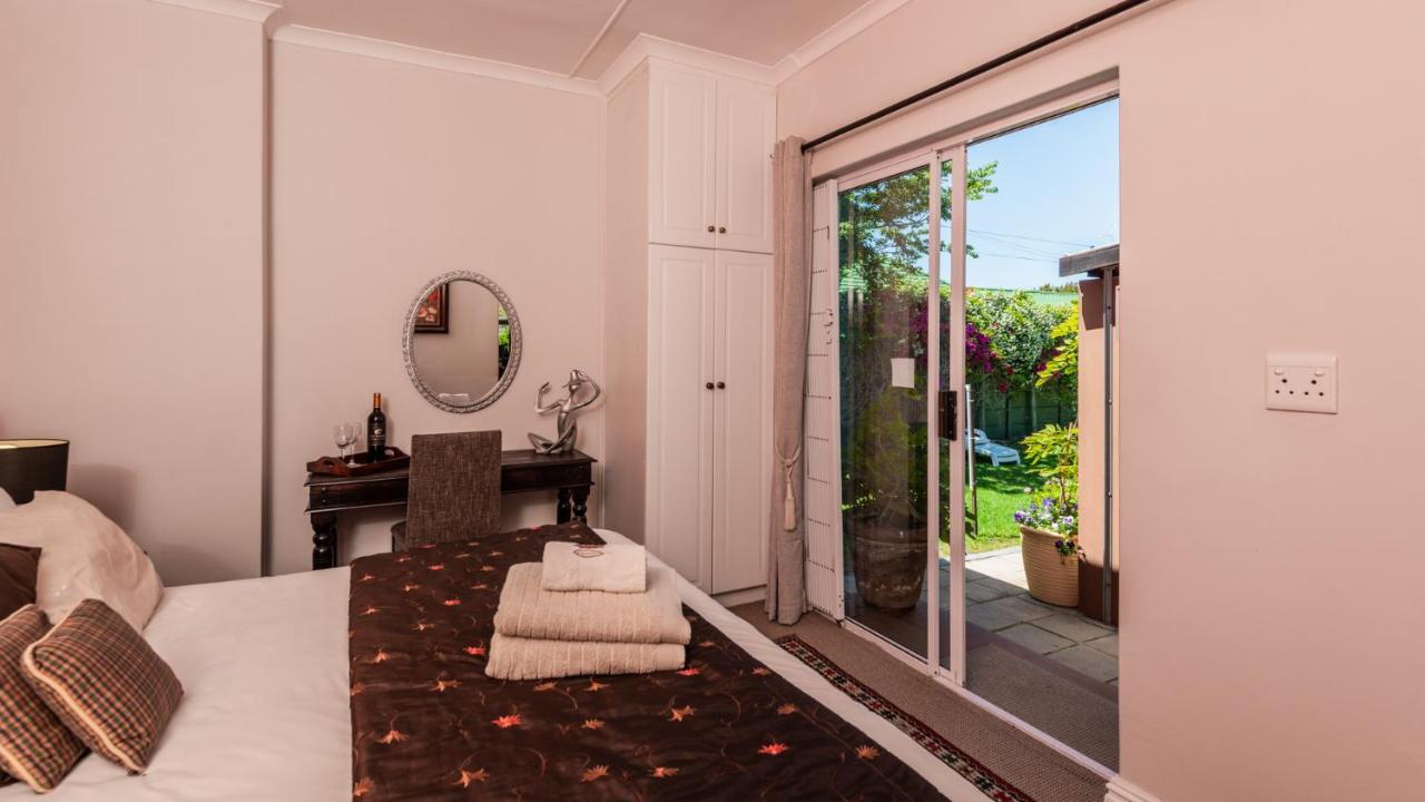 Brown Jug Guest House Hermanus Extérieur photo